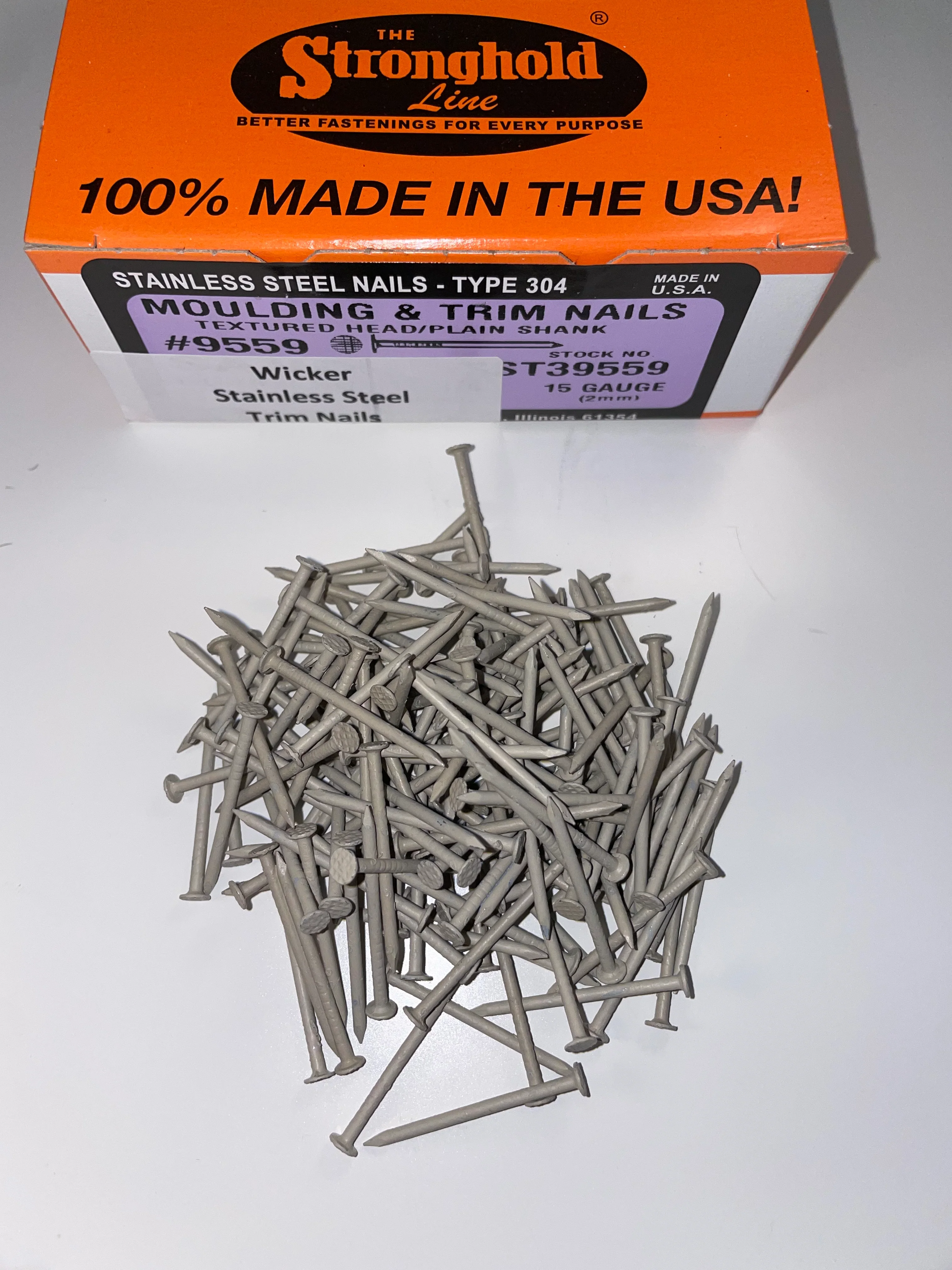 Stainless Steel Plain Shank Painted Trim Nails- 1lb - Image 14