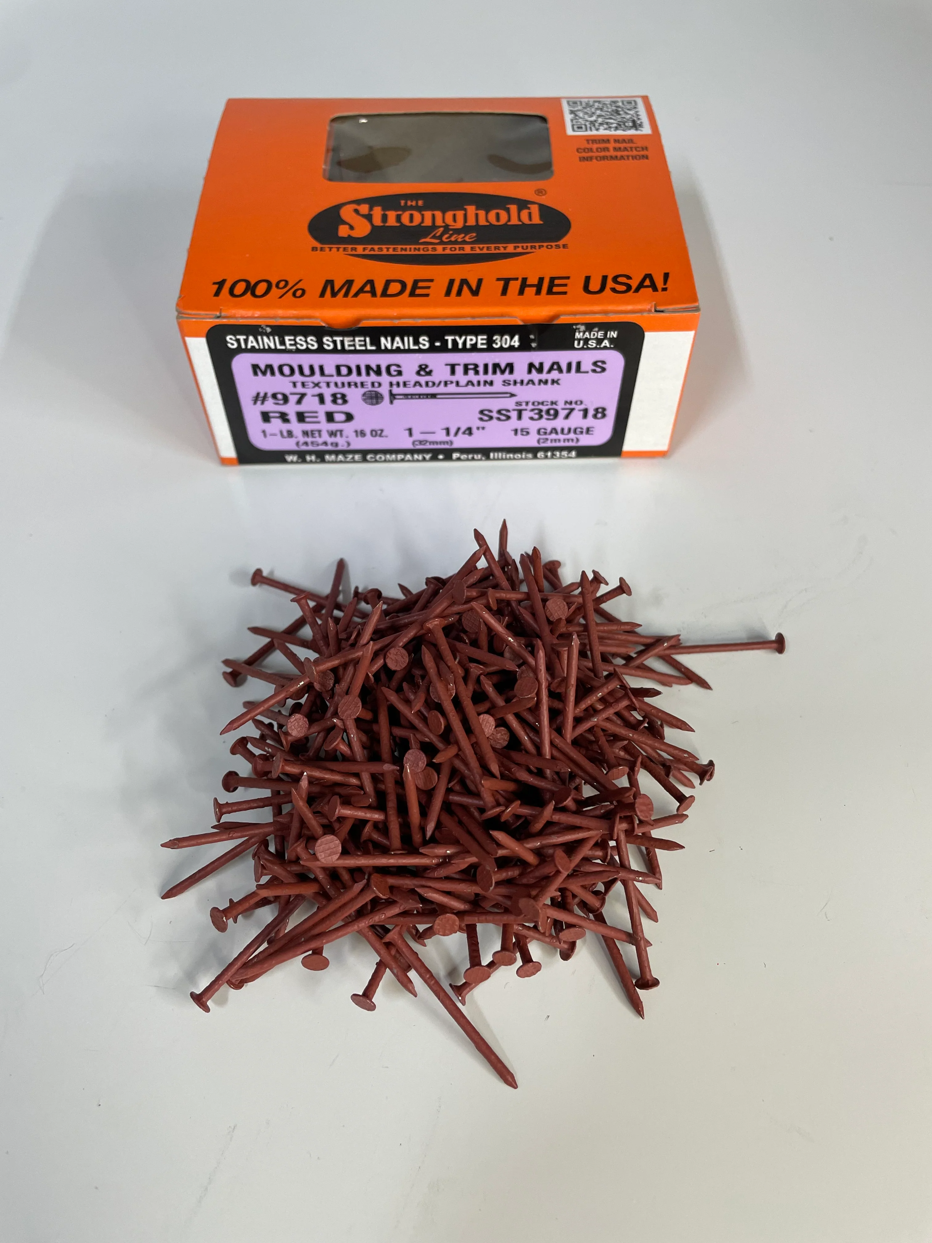 Stainless Steel Plain Shank Painted Trim Nails- 1lb - Image 19