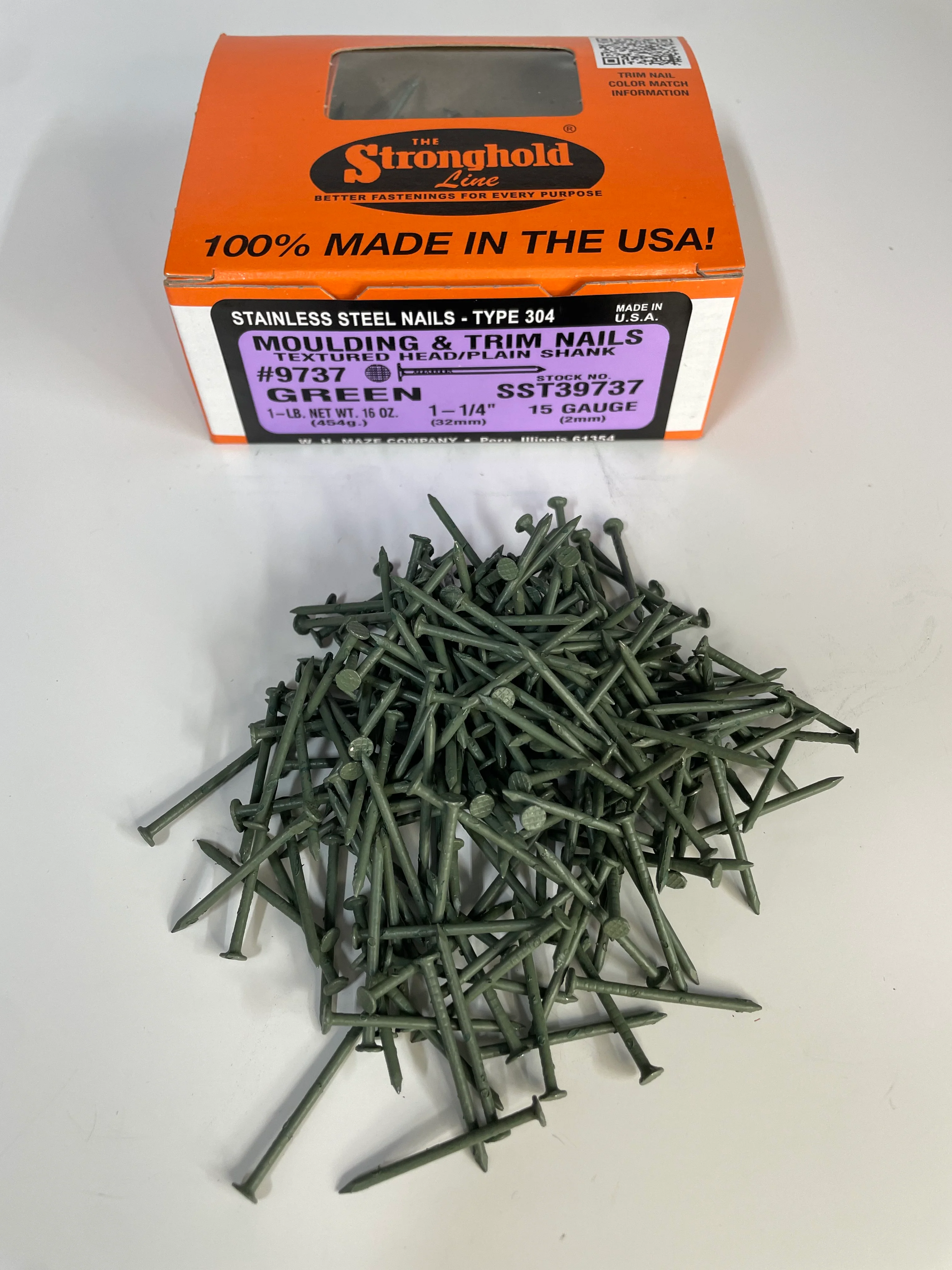 Stainless Steel Plain Shank Painted Trim Nails- 1lb - Image 21